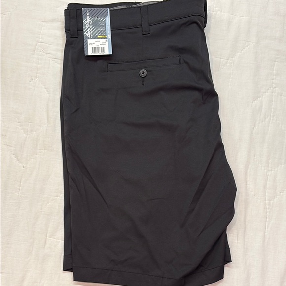 NWT Ben Hogan Performance 9" Golf Shorts Black Stretch Active Flex UPF 50 W-40 - Picture 4 of 7